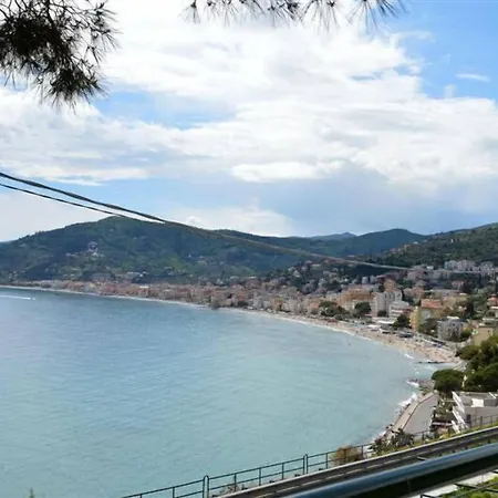 Apart-hotel Cristallo