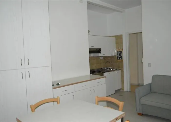 Cristallo Apartahotel Alassio